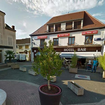 Hotel Au Bon Coin Cloyes-sur-le-Loir Exterior foto